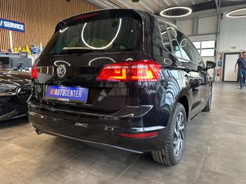 Volkswagen Golf *1-Hand*ACC*2-ZONEN*NAV*SitzHZ*