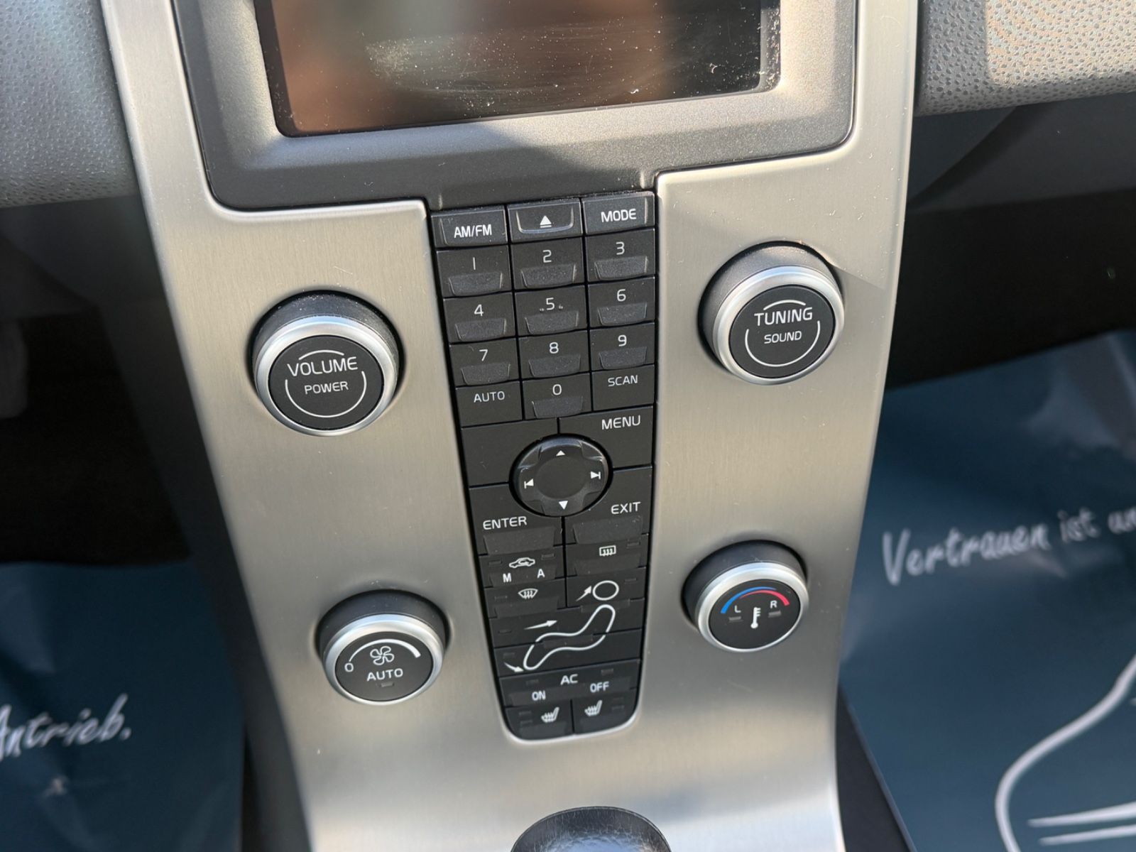 Fahrzeugabbildung Volvo C30 2.0 D Kinetic/Auto./SHZ/Klimaauto/TÜV06.2028