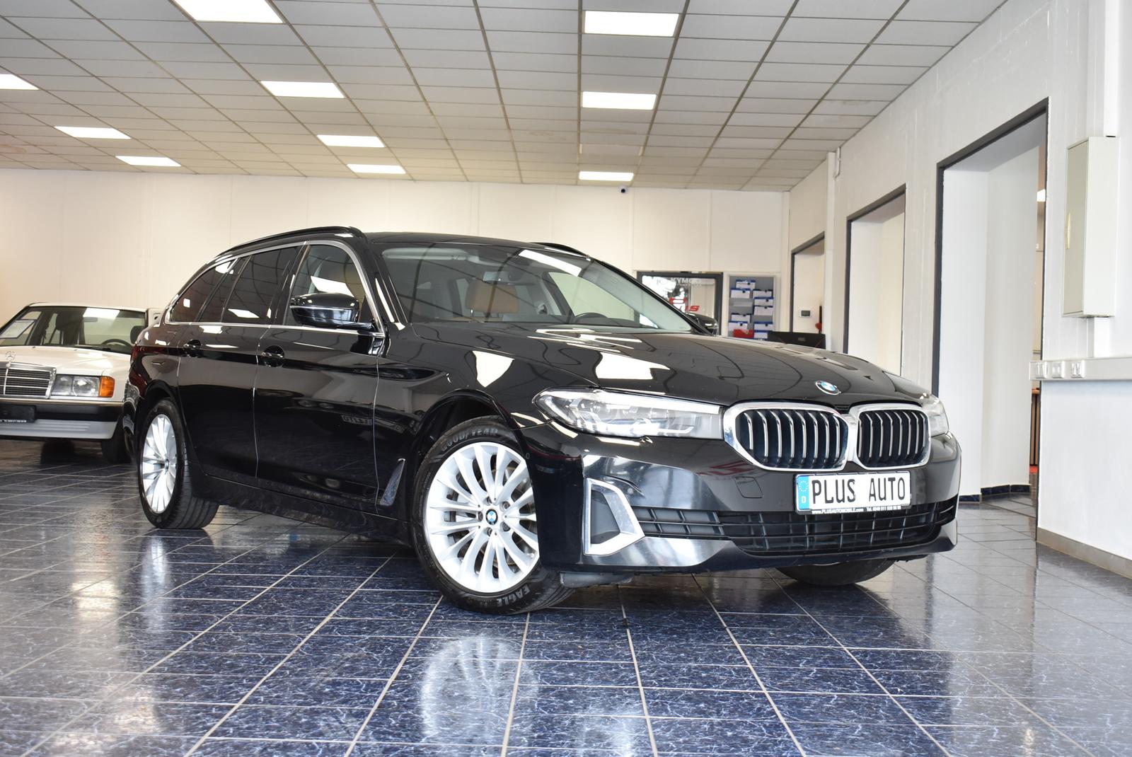 BMW 520 d Luxury Line Navi Leder Head-Up Panoram AHK