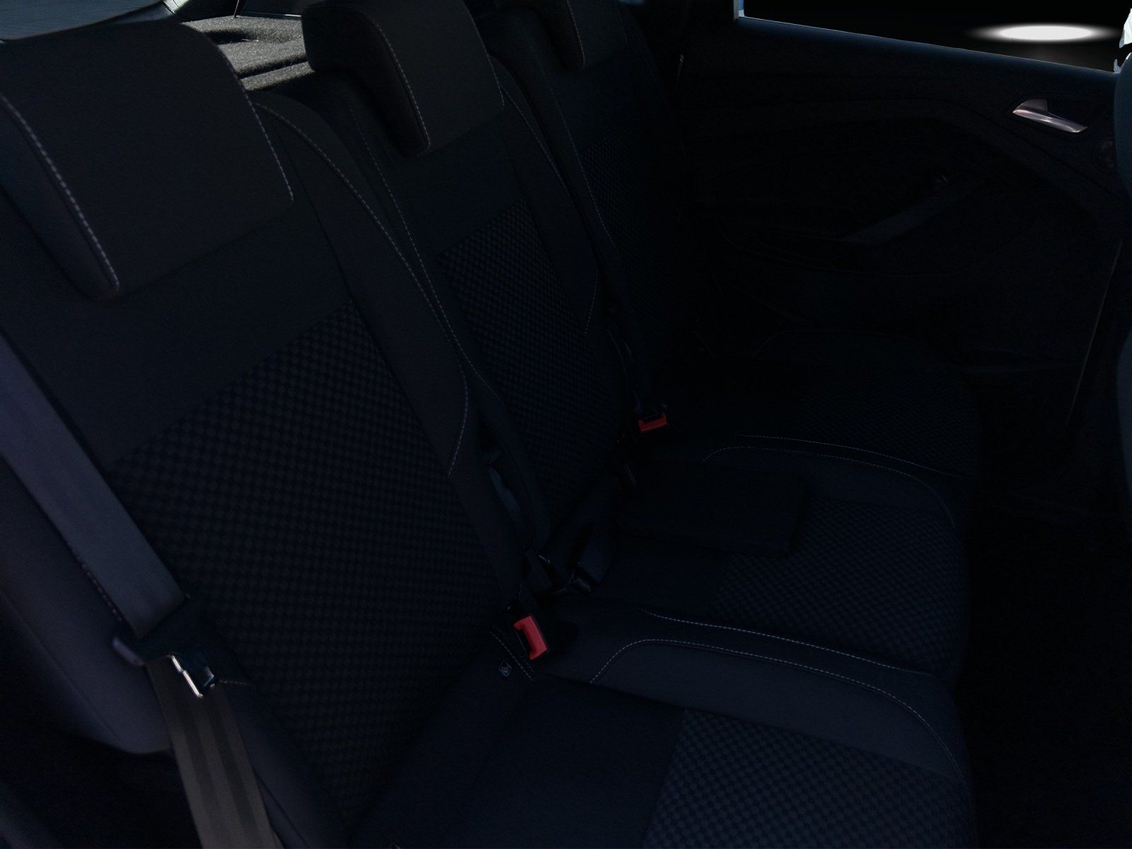 Fahrzeugabbildung Ford C-Max 1.5 EcoBoost Sport