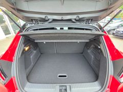 Fahrzeugabbildung Captur II Techno 1.8 E-TECH Full Hybrid 160 EU6e