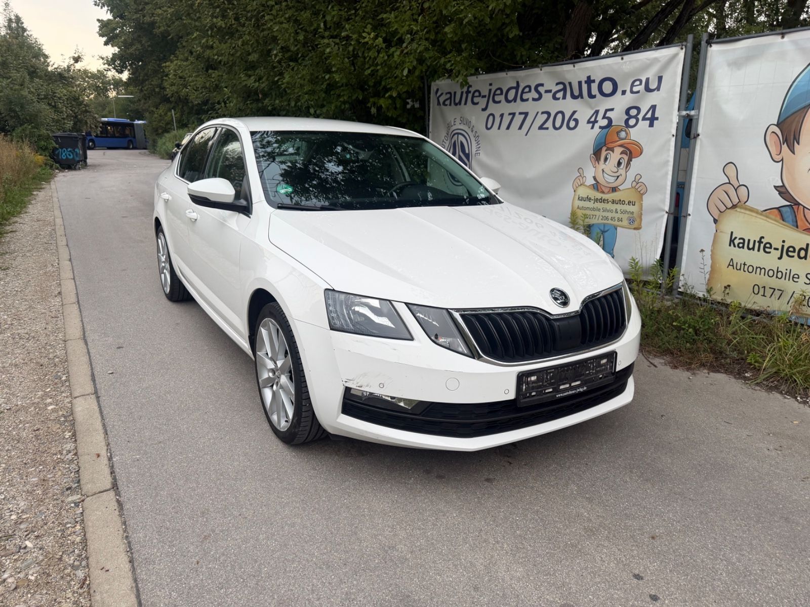 Skoda Octavia - 1