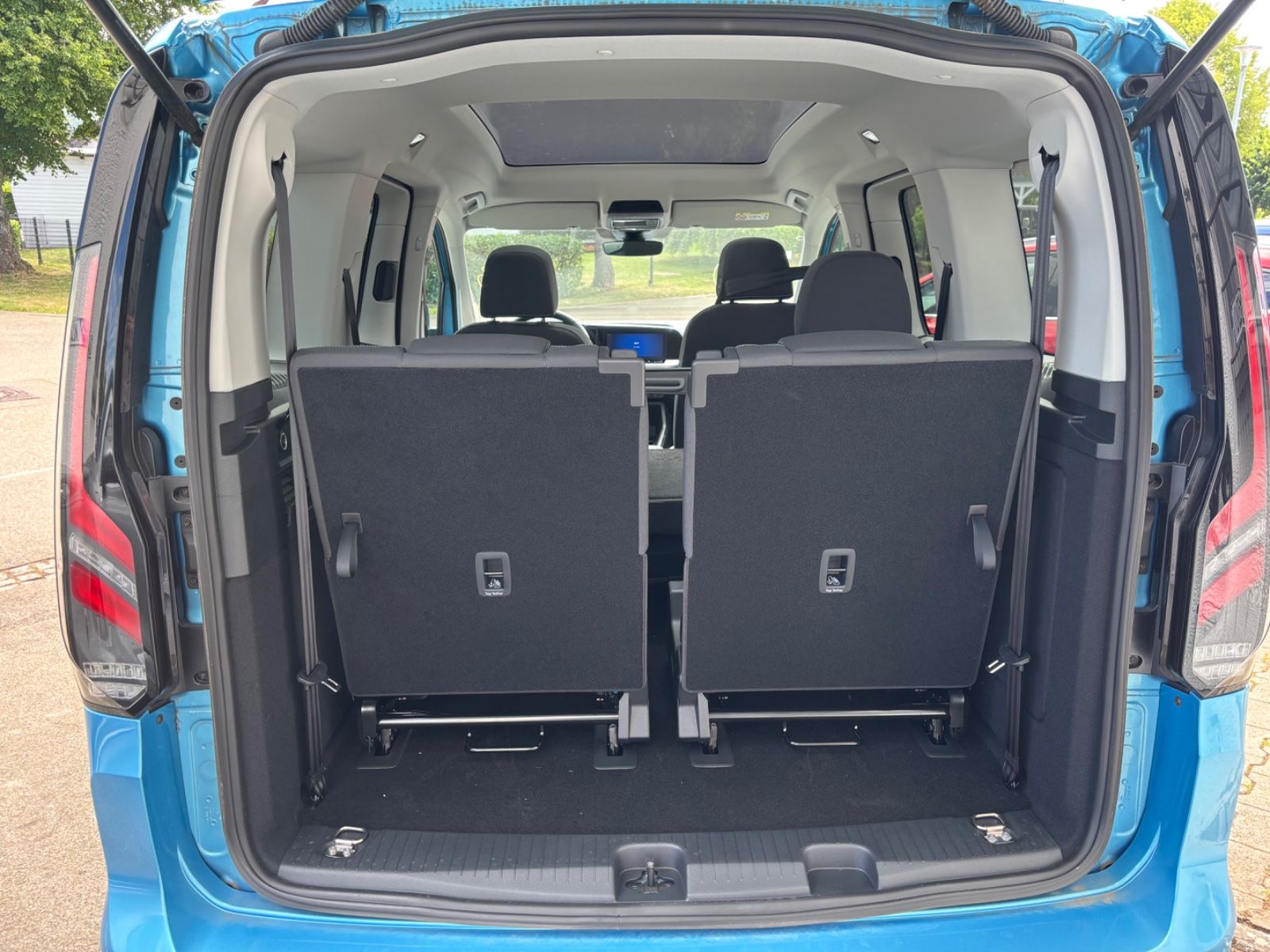 Ford Tourneo Connect - Bild 13