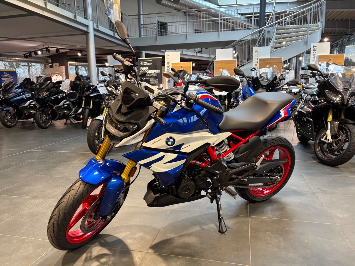 Fahrzeugabbildung BMW G 310 R Style Sport