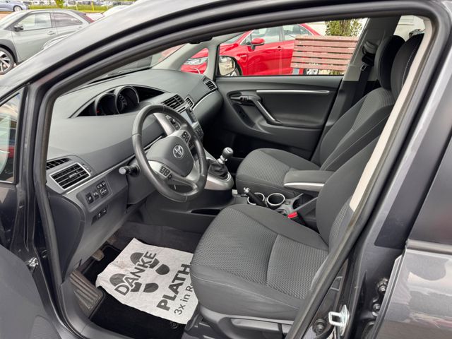 Toyota Verso  – 5 Sitzer – Comfort – Kamera – Navi – PDC