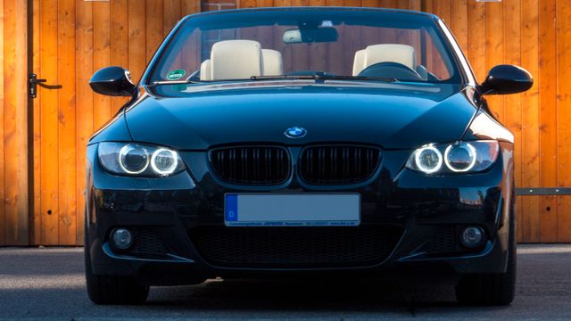 BMW 320i Cabrio M-PAKET LEDER XENON NAVI AUTOMATIK