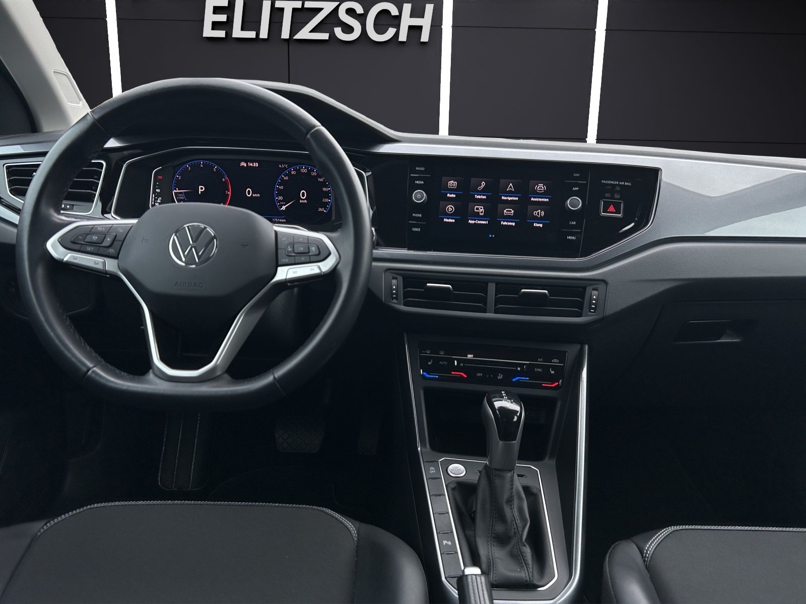 Fahrzeugabbildung Volkswagen Taigo TSI Style DSG Matrix AID ACC RFK SH 17"