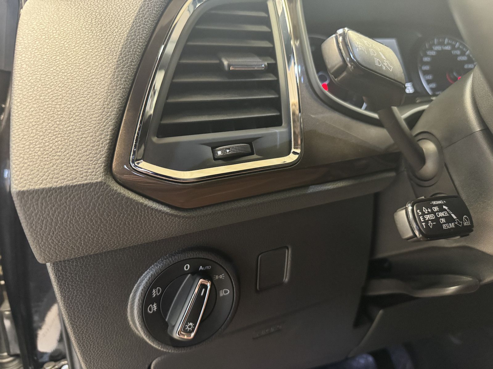 Fahrzeugabbildung SEAT Ateca Xcellence 4Drive/LED/Navi/ACC/Spur/Cam