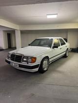 Mercedes-Benz 1989 MERCEDES BENZ W124 260E - Mercedes-Benz E 260 Gebrauchtwagen