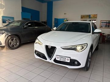 Alfa-Romeo Stelvio - 6