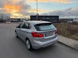 BMW 218 Active Tourer Luxury Line 1. Hand Rentner - BMW 218 Active Tourer: Von Privat