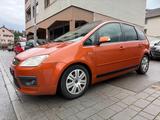 Ford Focus C-MAX Ghia *Vollleder, Schiebedach & Alu* - Ford Focus aus 2004 mit Diesel-Antrieb