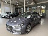 Hyundai i30 1.4 T-GDI N-Line LED Pano R.Cam Temp Navi - Hyundai i30 mit Benzin-Antrieb: Automatik