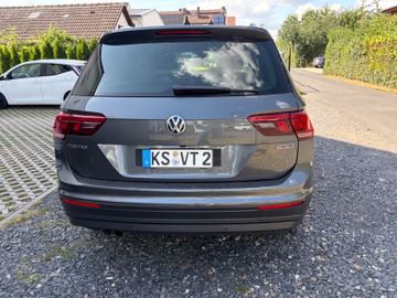 Volkswagen Tiguan - 10