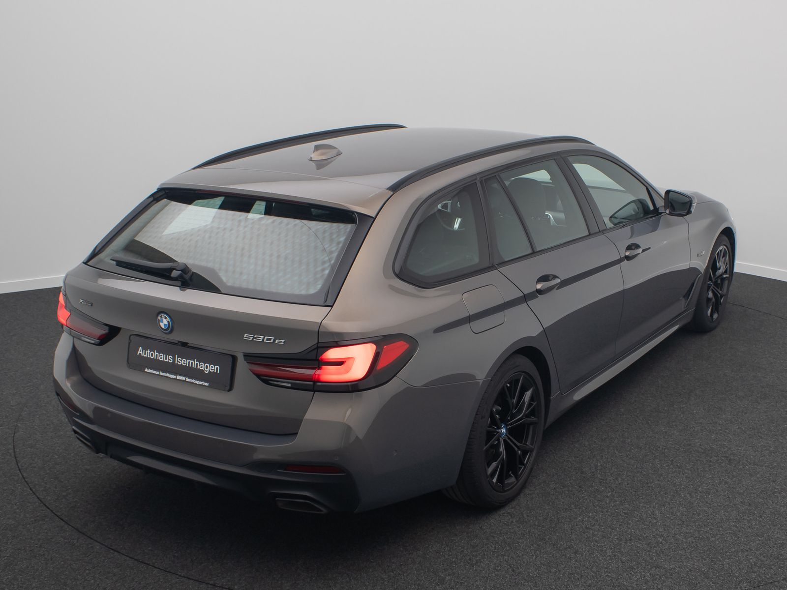 Fahrzeugabbildung BMW 530e xD M Sport H/K DAB HUD Individual 19Zoll