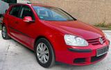 Volkswagen  Volkswagen Golf 5 Automatik | Navi | CarP... - Volkswagen Golf aus 2004: Golf5
