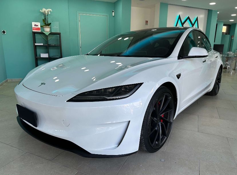 Tesla Model 3 Basis RWD