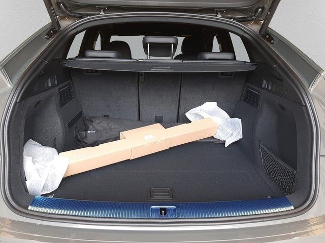 Fahrzeugabbildung Audi Q5 Sportback S line 40TDI quattro AHK Matrix 20"
