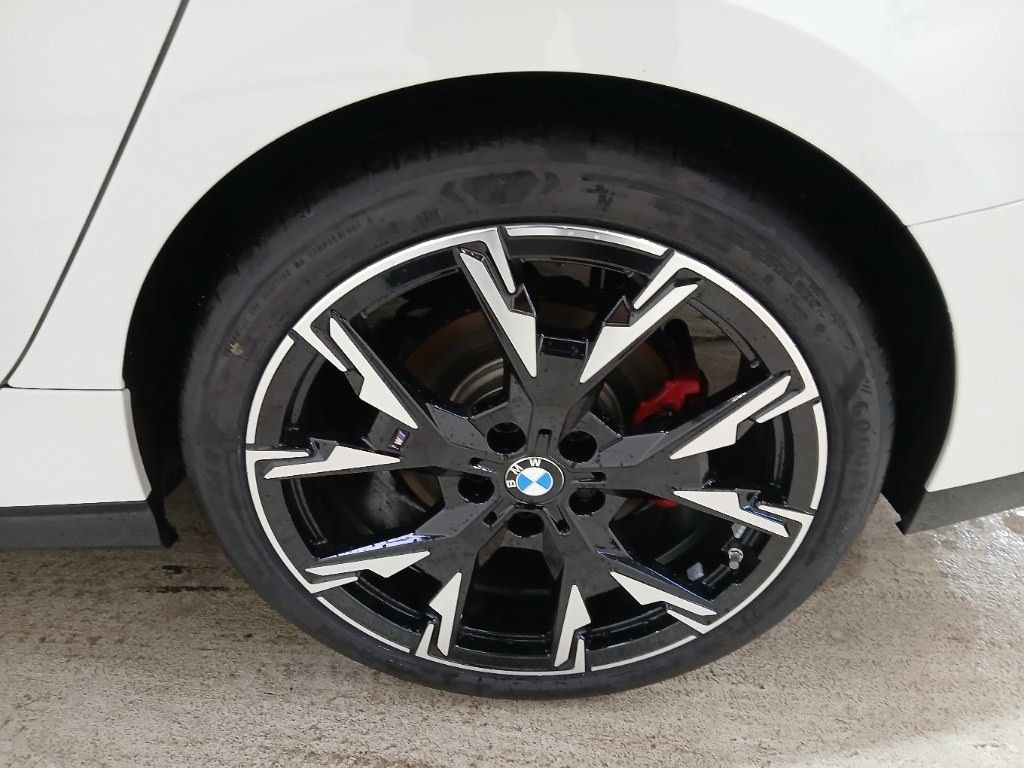 Fahrzeugabbildung BMW 220d 2 Gran Coupe M Sport Pona HeadUp 19 Zoll