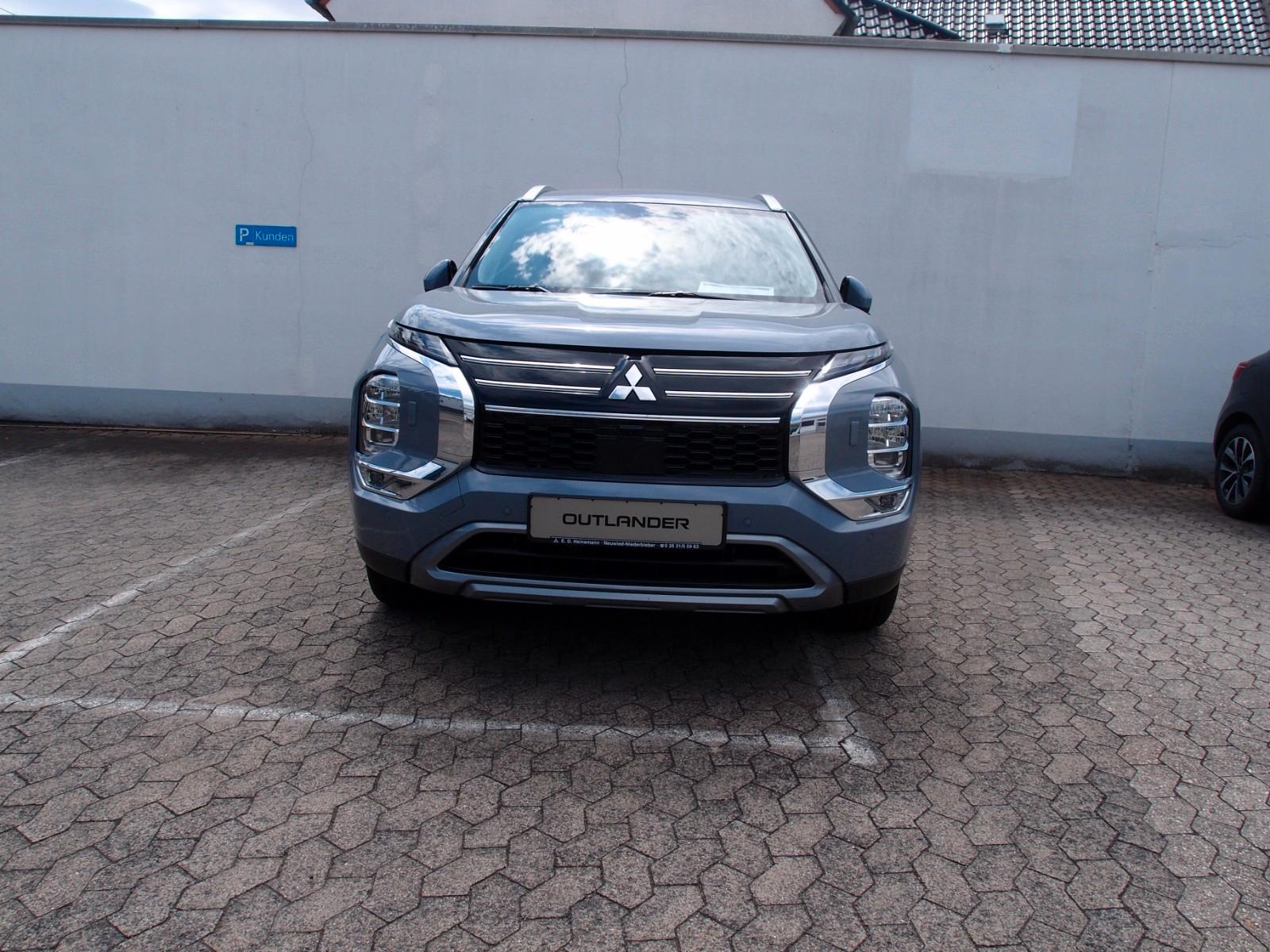 Mitsubishi Outlander 2.4 PHEV 100 kW S-AWC Intro Edition
