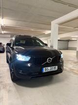 Volvo XC40 T3 R Design Geartronic R Design *Voll* - Volvo XC40 in Gelsenkirchen