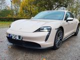 Porsche Taycan - - - gebrauchte Porsche Taycan aus dem Jahr 2021