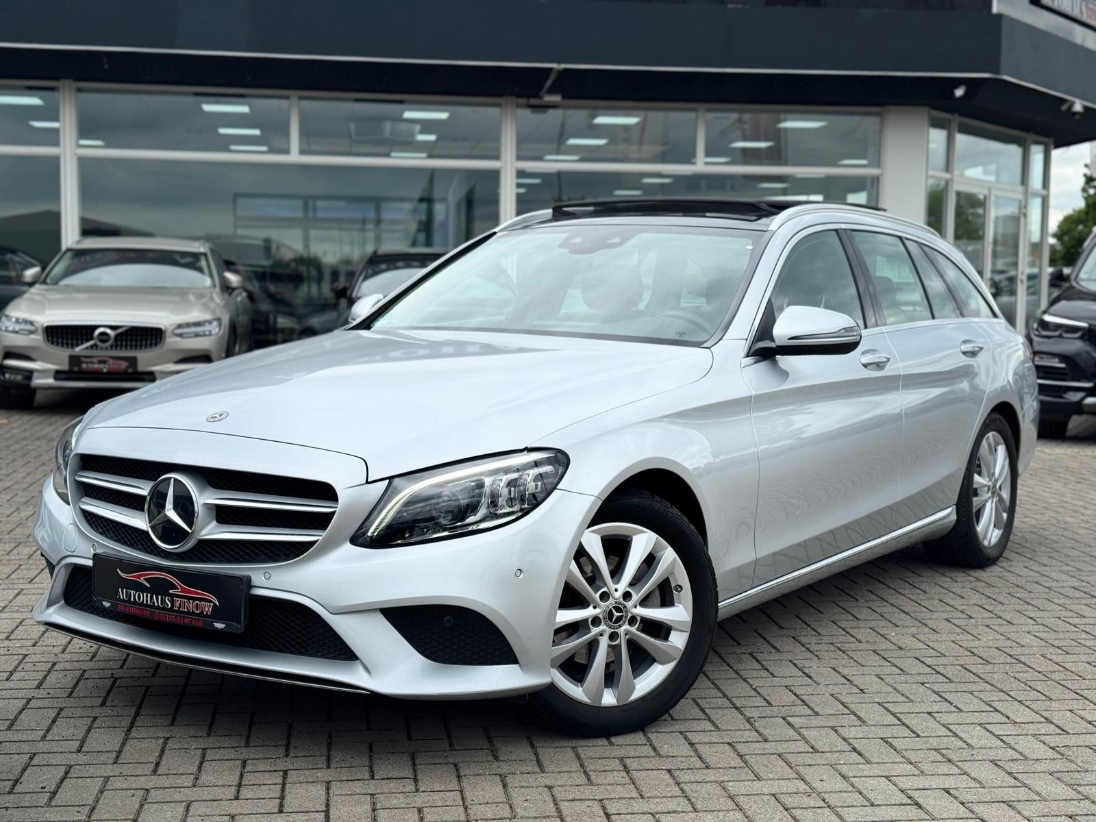MERCEDES-BENZ C 180 T 9G-TRONIC"AVANTGARDE"AHK*PANO*AMBIENTE*