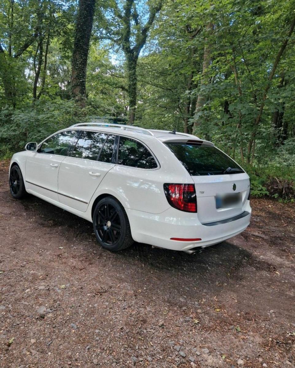 Skoda Superb 2009 — engine 1.798 cm³, 160 HP (118kW)