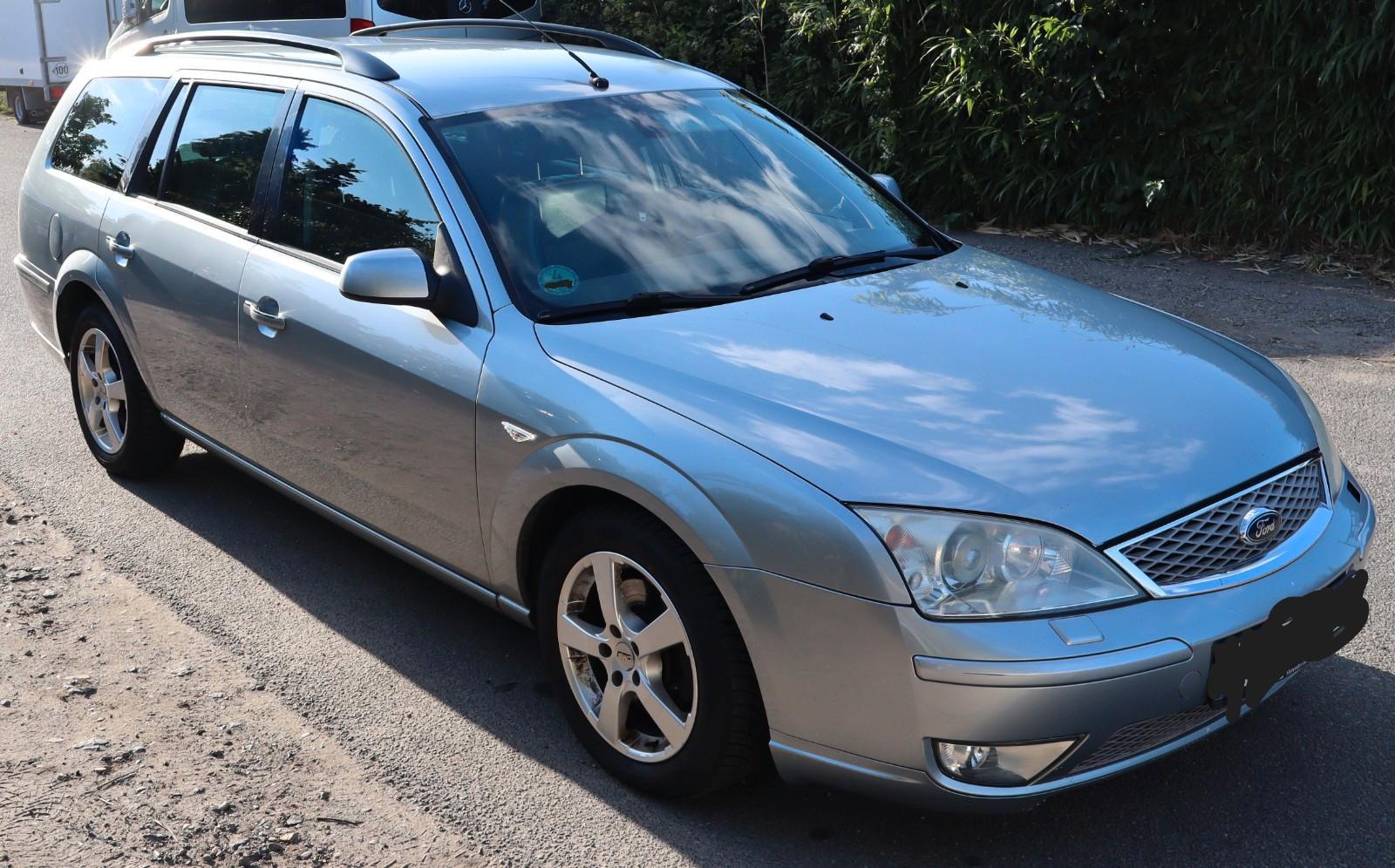 Ford Mondeo 2005 — interior