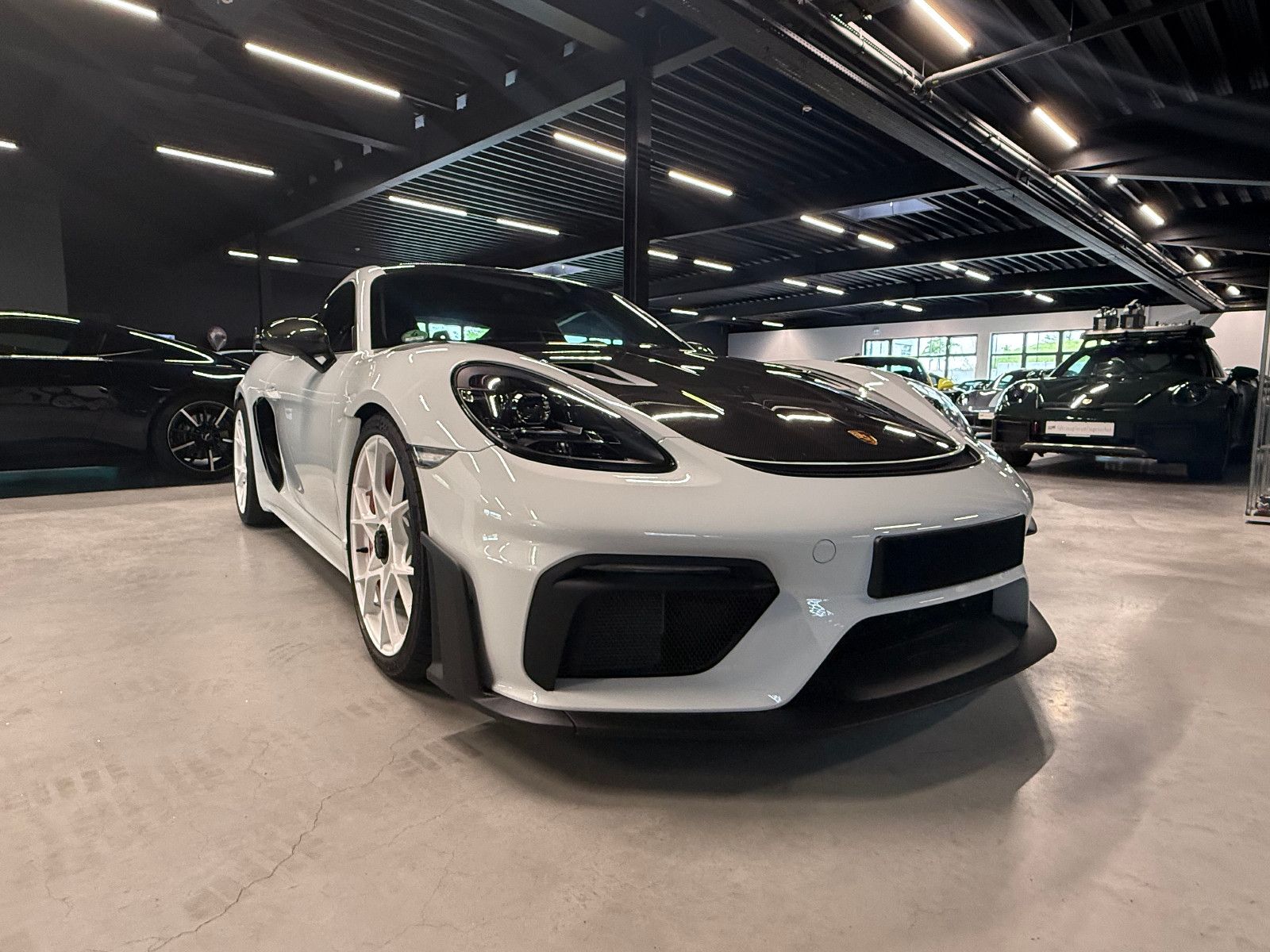 Fahrzeugabbildung Porsche 718 GT4 RS-Weissach-Clubsport-Lift-LED-Kam.-90 L
