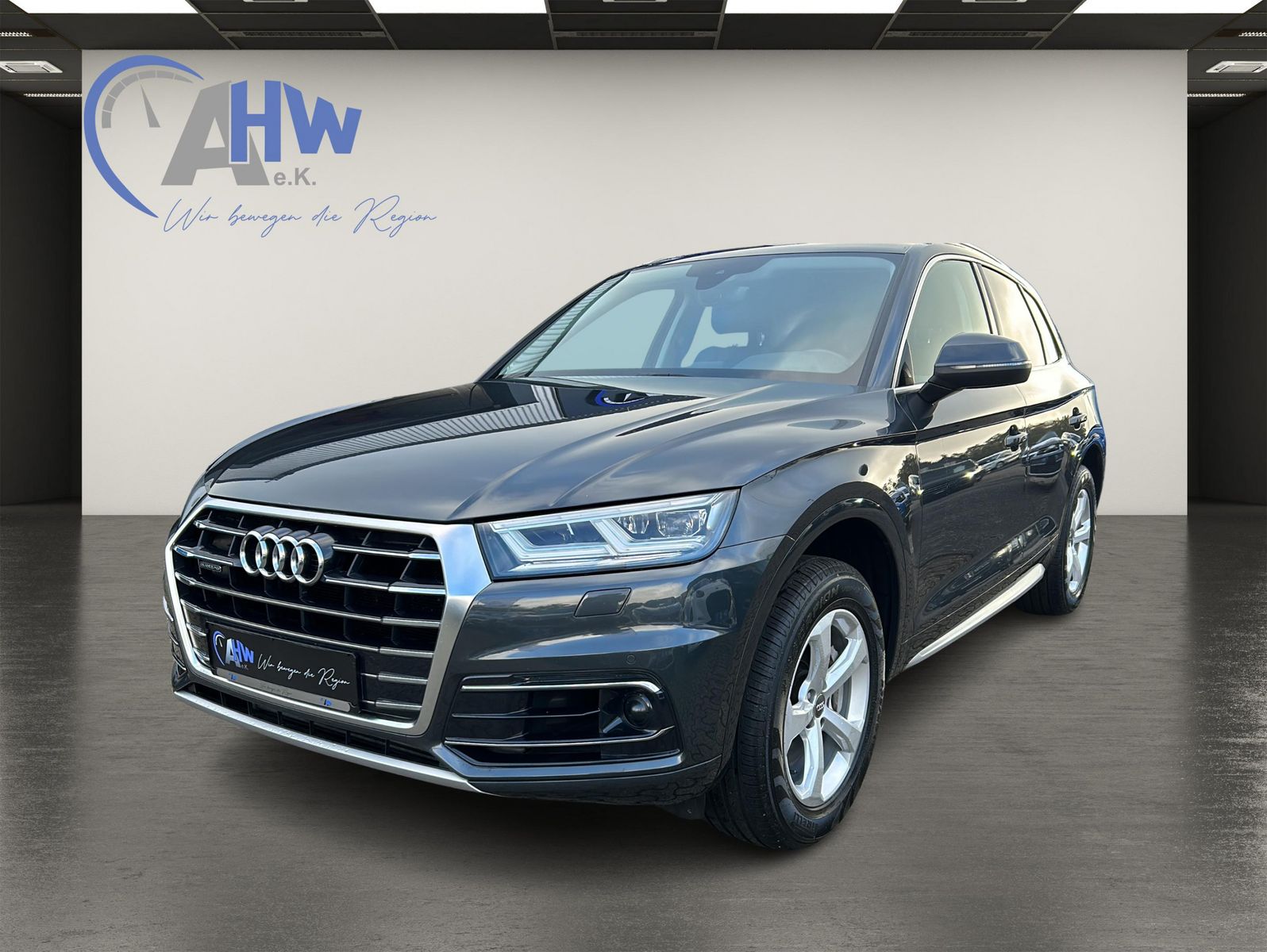 Fahrzeugabbildung Audi Q5 45 TDI quattro design