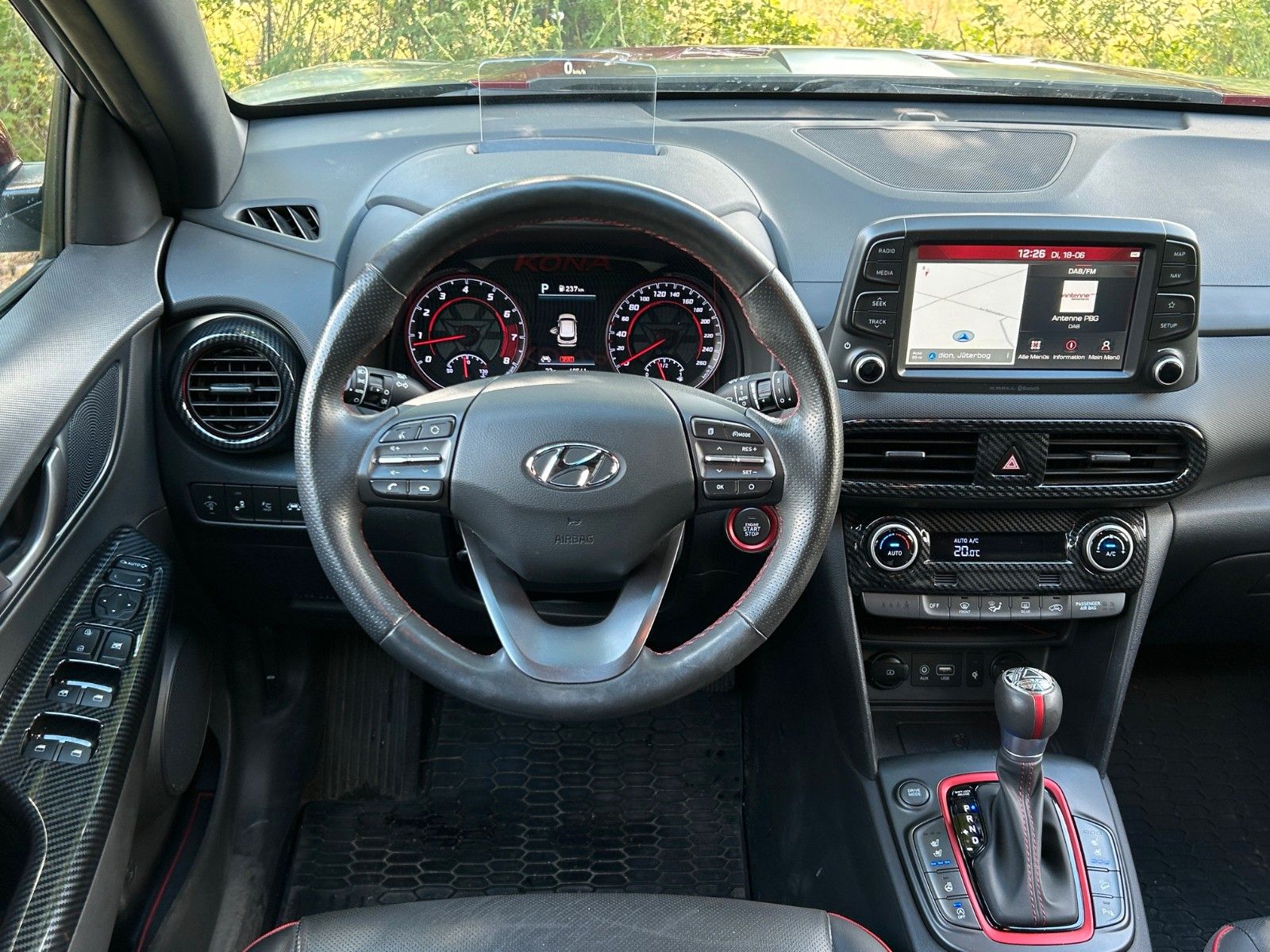 Fahrzeugabbildung Hyundai KONA 1.6 T-GDI Iron Man Edition *Standhzg*AHK*