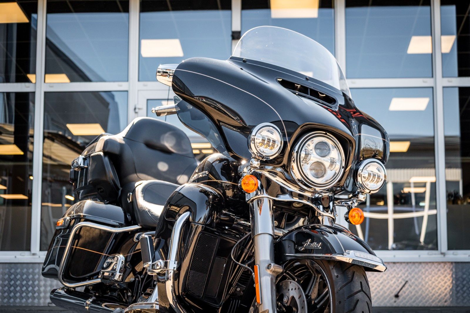 Fahrzeugabbildung Harley-Davidson ELECTRA GLIDE ULTRA LIMITED FLHTK 107 CUI