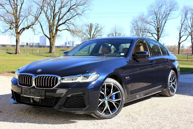 BMW 530e M Sportpaket Kamera HeadUp Gestik Driving+