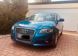 Audi A3 8P 1,6 - Audi A3 mit Benzin-Antrieb: Kleinwagen, 1.8