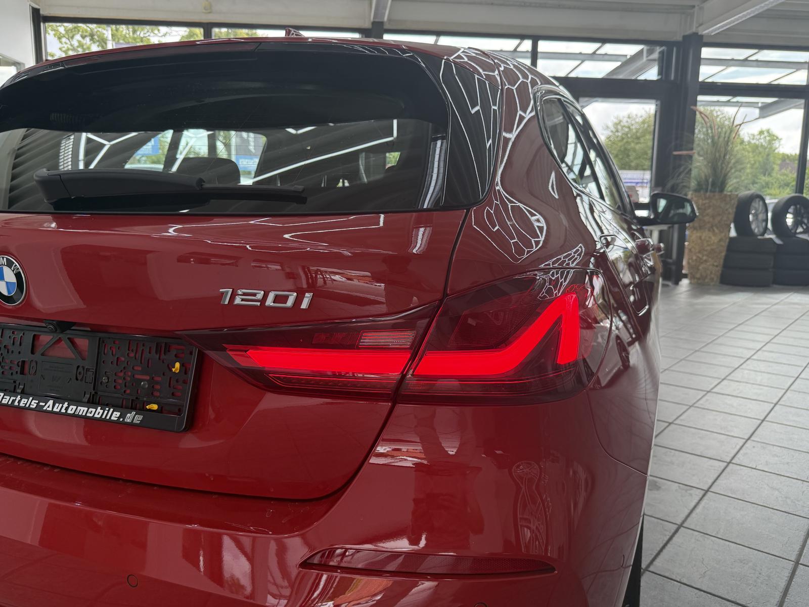 BMW 1 Series i Sport Line, 1 Hand, AHK, Kamera, Leder, миниатюра 21