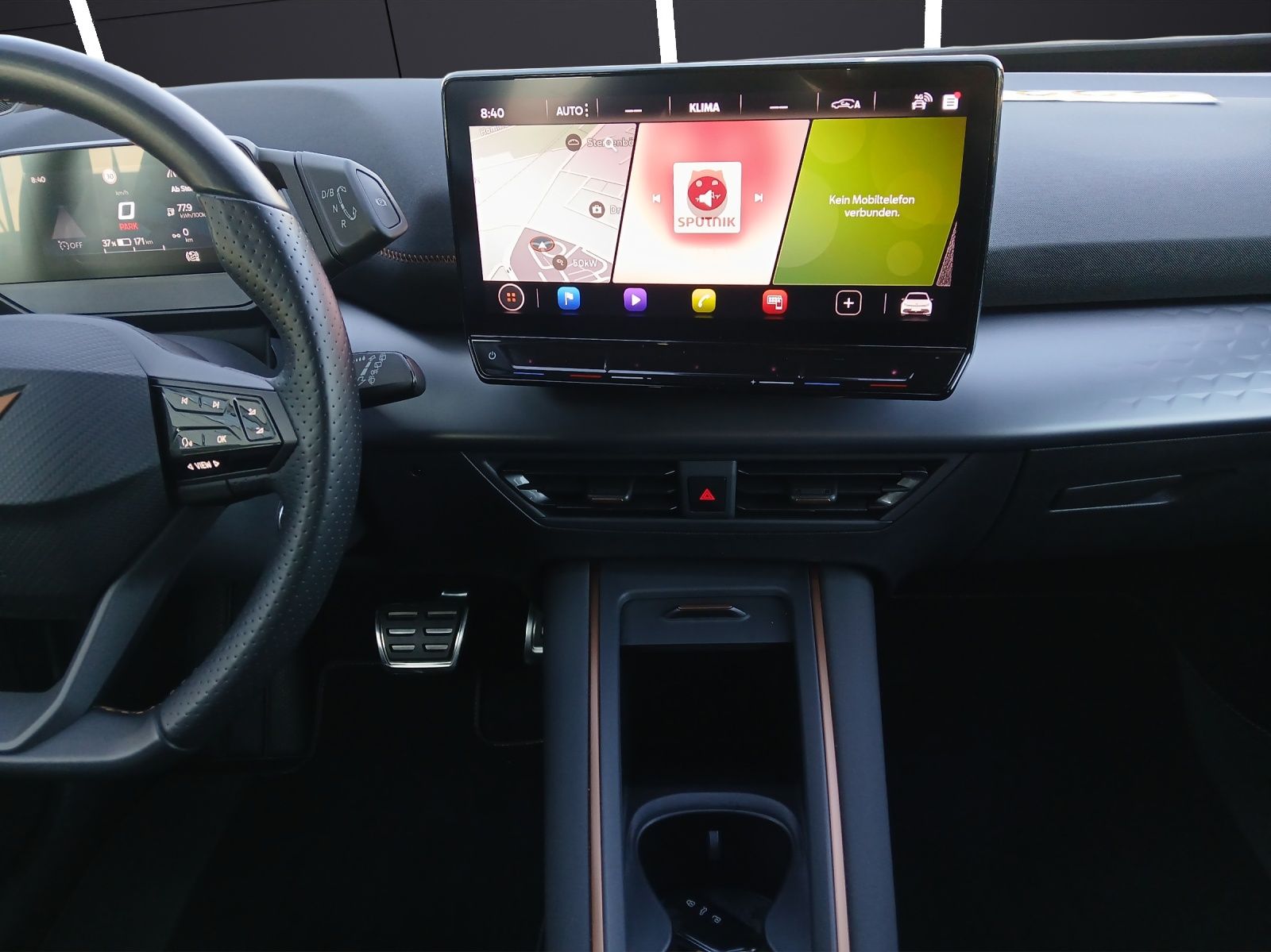 Fahrzeugabbildung CUPRA Born LED Navi Pano ACC RFK 18"