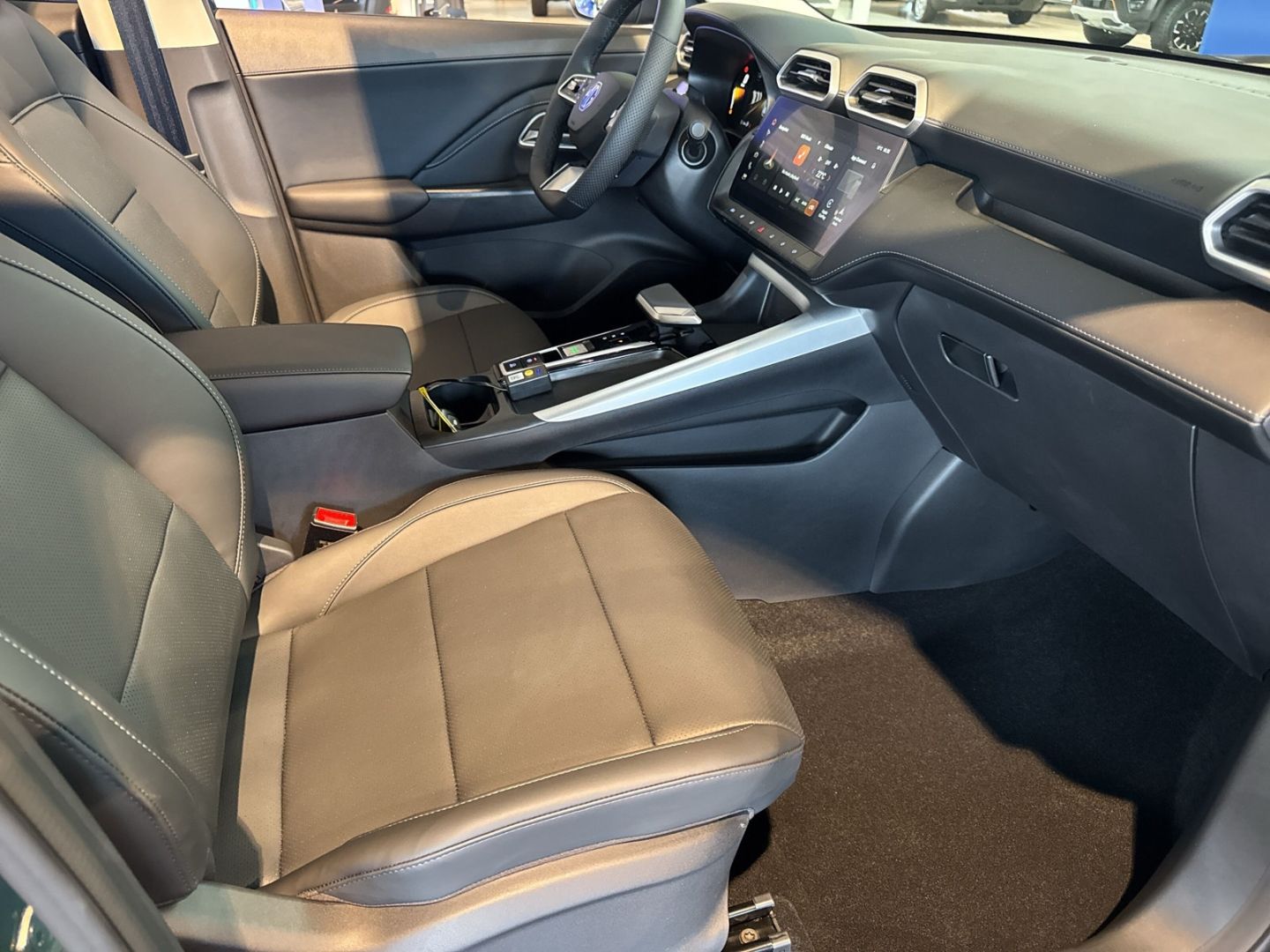 Fahrzeugabbildung MG ZS Hybrid+ LUXURY AT MY25 TOP FINANZ* Navi 360 C