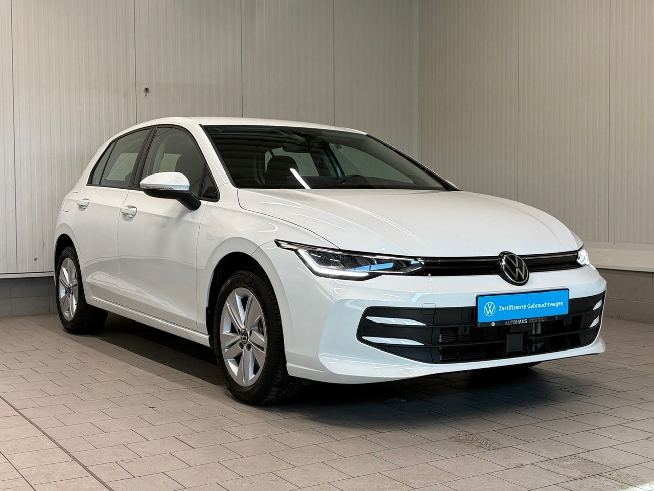 Volkswagen Golf VIII Goal 1.5 TSI STANDHZG HARMAN-KARDON foto 2