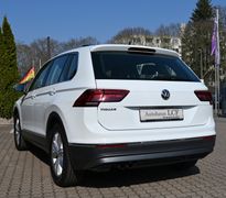 VW Tiguan 1.5 TSI Highline 34tkm LED AHK Sitzhz PDC