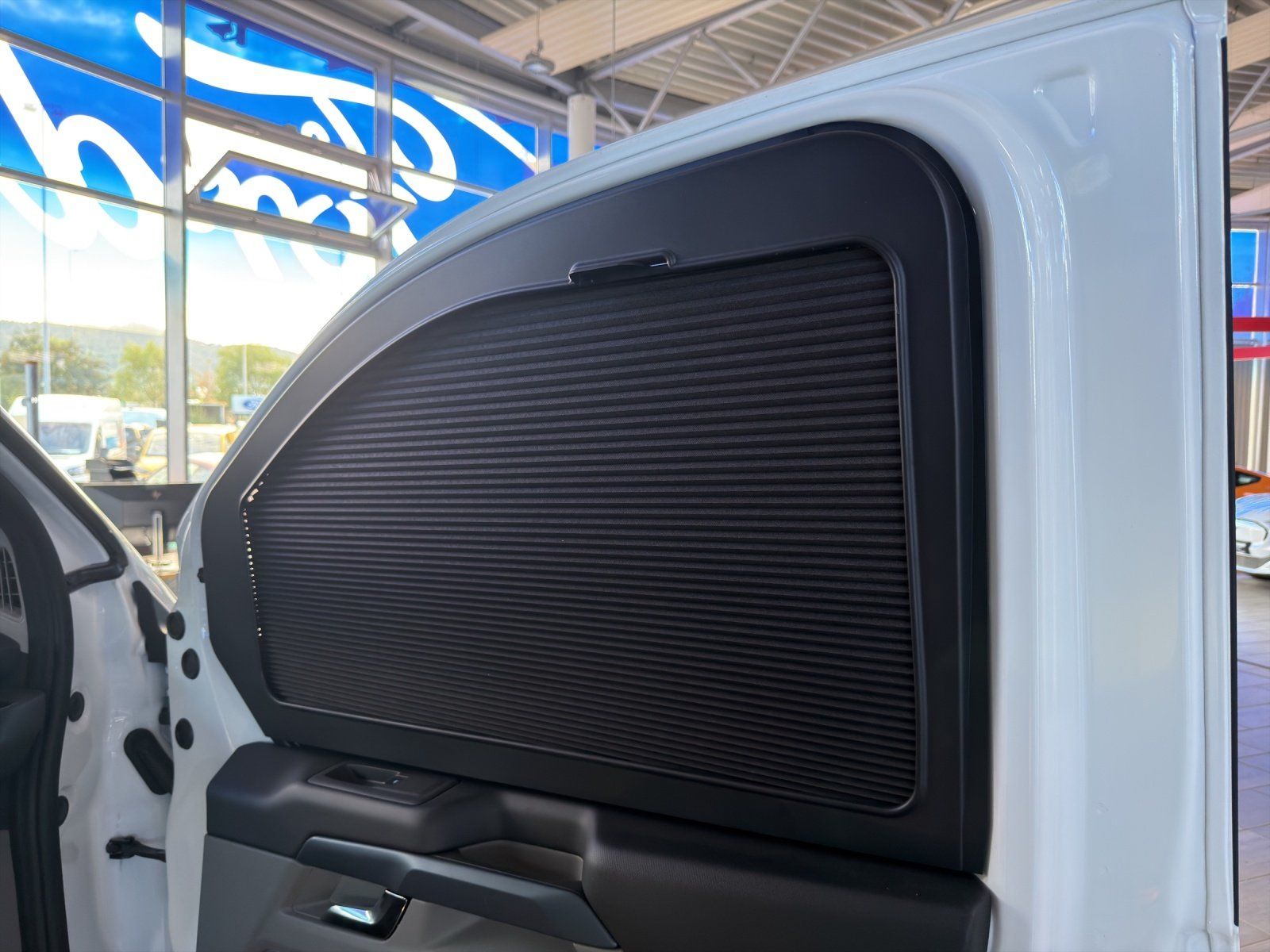 Fahrzeugabbildung Ford Nugget Camper 40 Jahre Edition Sofort Verfügbar