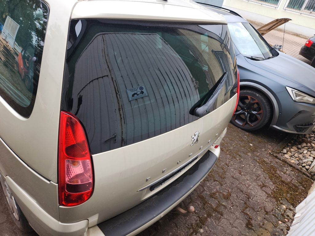 Peugeot 807