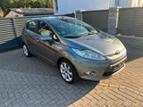 Ford Fiesta Titanium TÜV NEU! PCD! NAVI!  2 HAND! - Ford Fiesta in Rostock