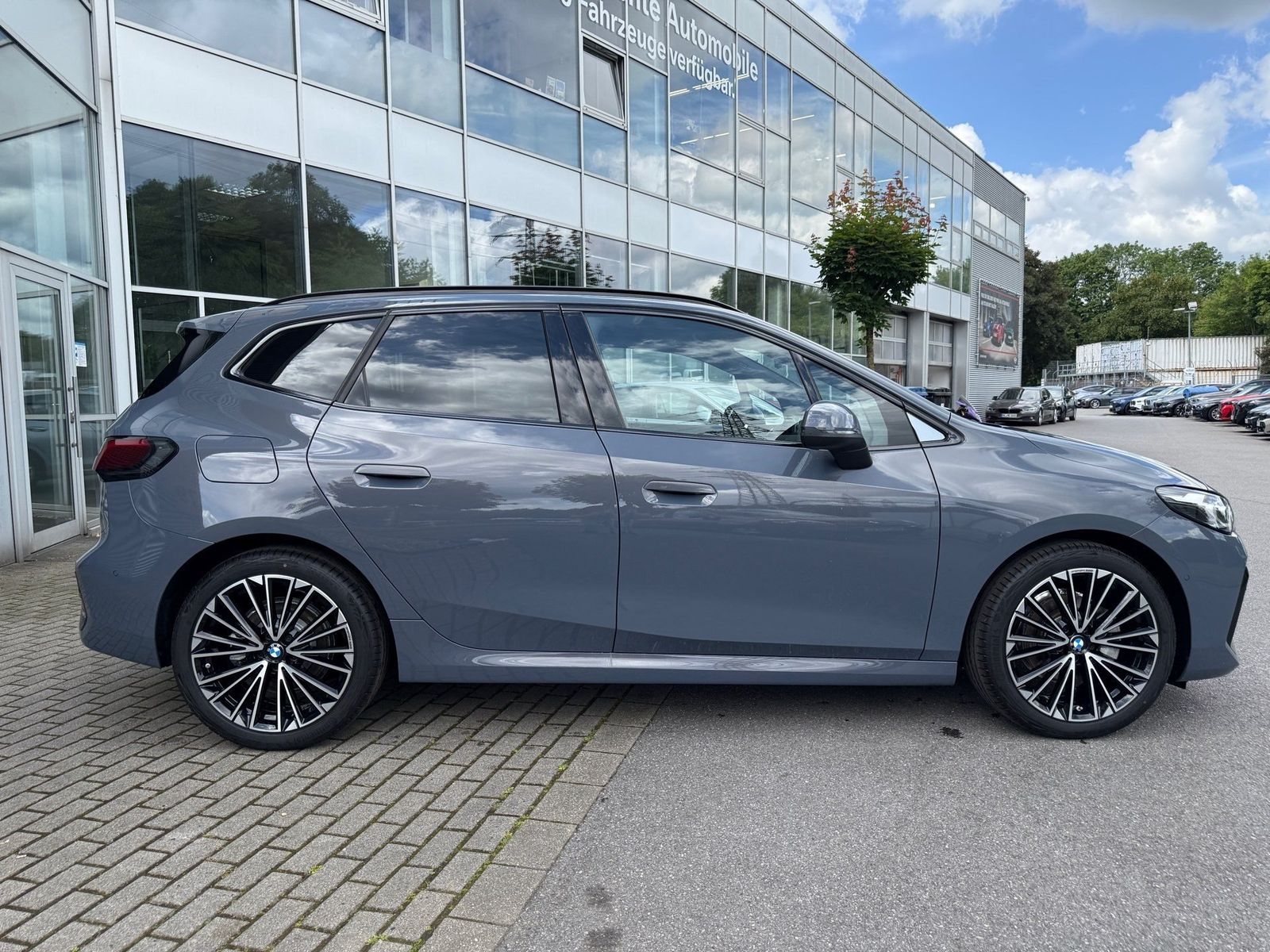 BMW 220 Active Tourer - Bild 4