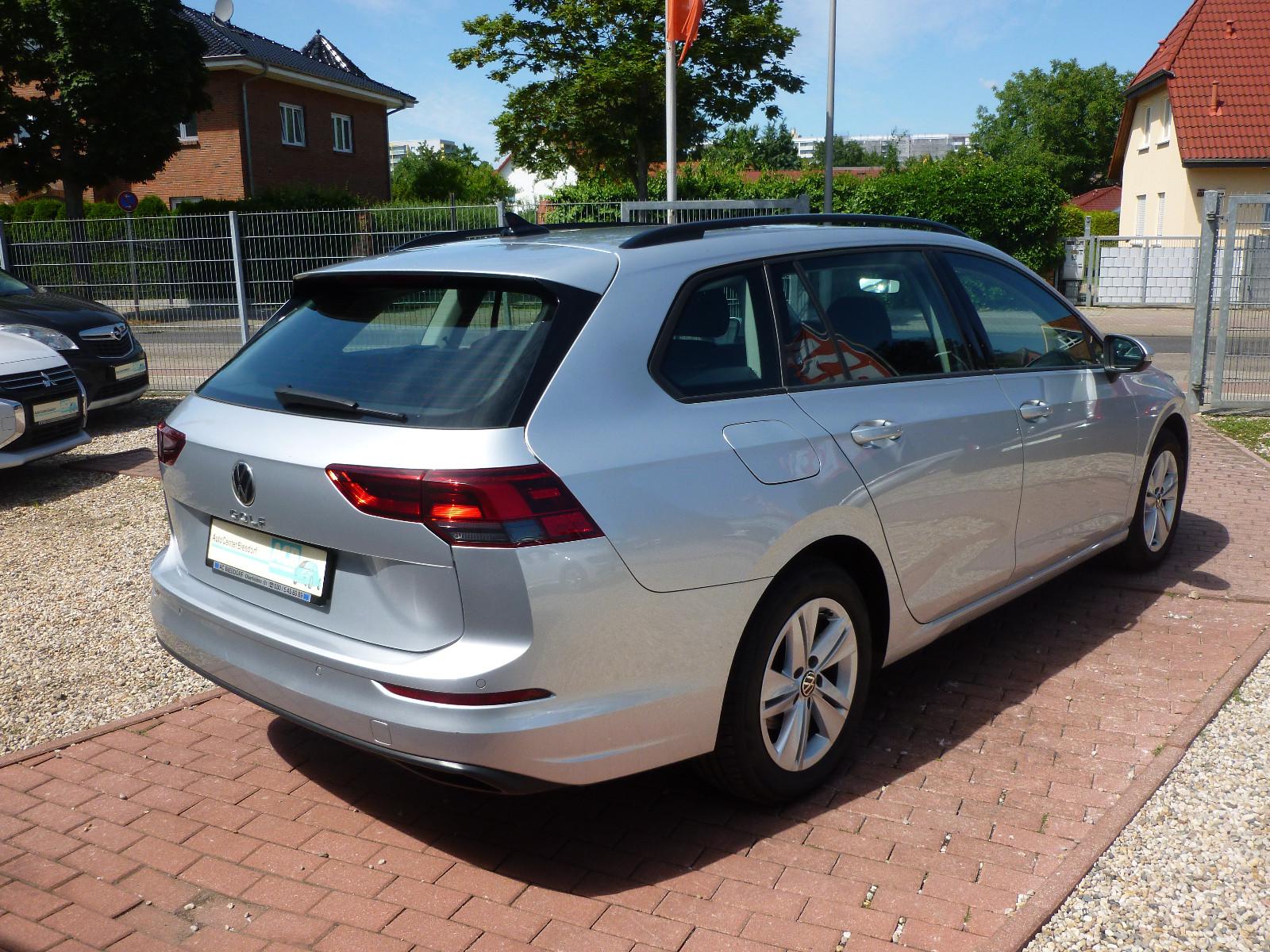 Volkswagen Golf VIII Variant Life Digi.Cockpit/LED/Navi/DAB