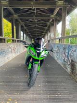 Kawasaki ZX10R  // Top Zustand // TÜV Neu // Viele Extras - KAWASAKI ZX10R