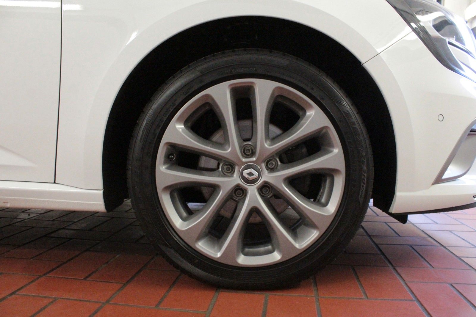 Fahrzeugabbildung Renault Megane TCe 130 GT Line Grdt*R-Link*Sitzhzg*
