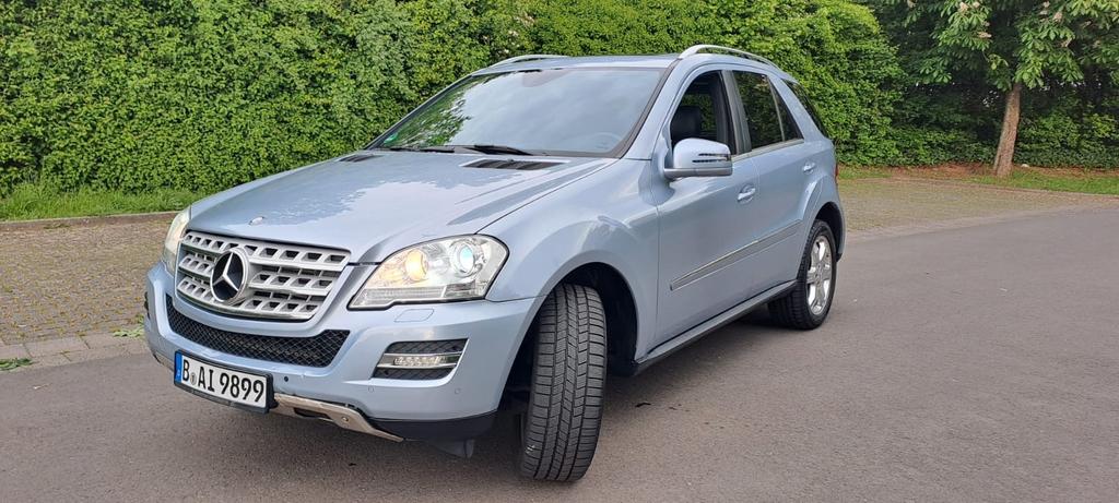 Mercedes-Benz ML 300