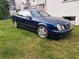 Mercedes-Benz w208 clk 320 - Mercedes-Benz CLK w208