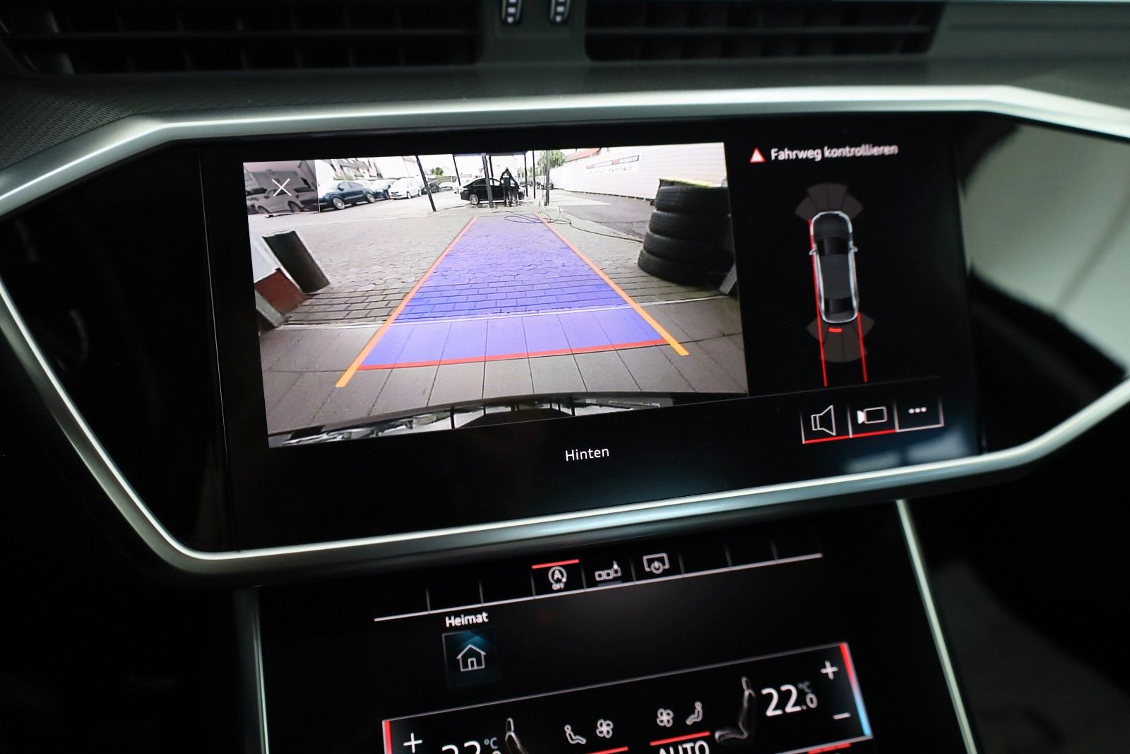 Fahrzeugabbildung Audi A6 Lim. 40 TDI design T.Leder,Navi,LED,ACC,SR+WR